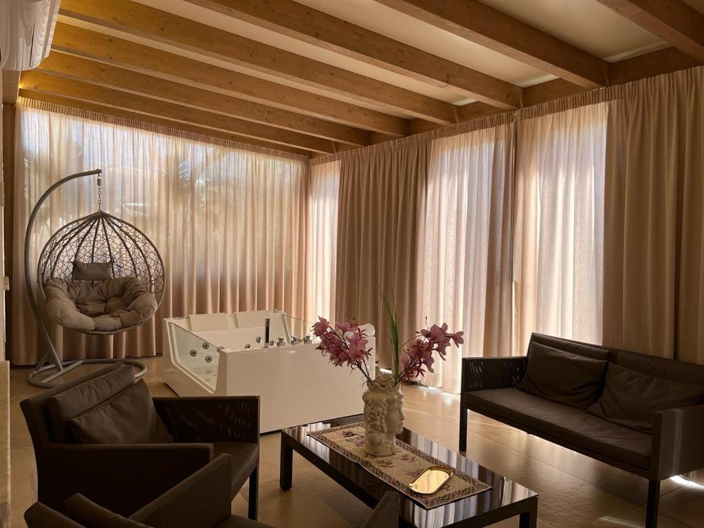Giafra Luxury 4*